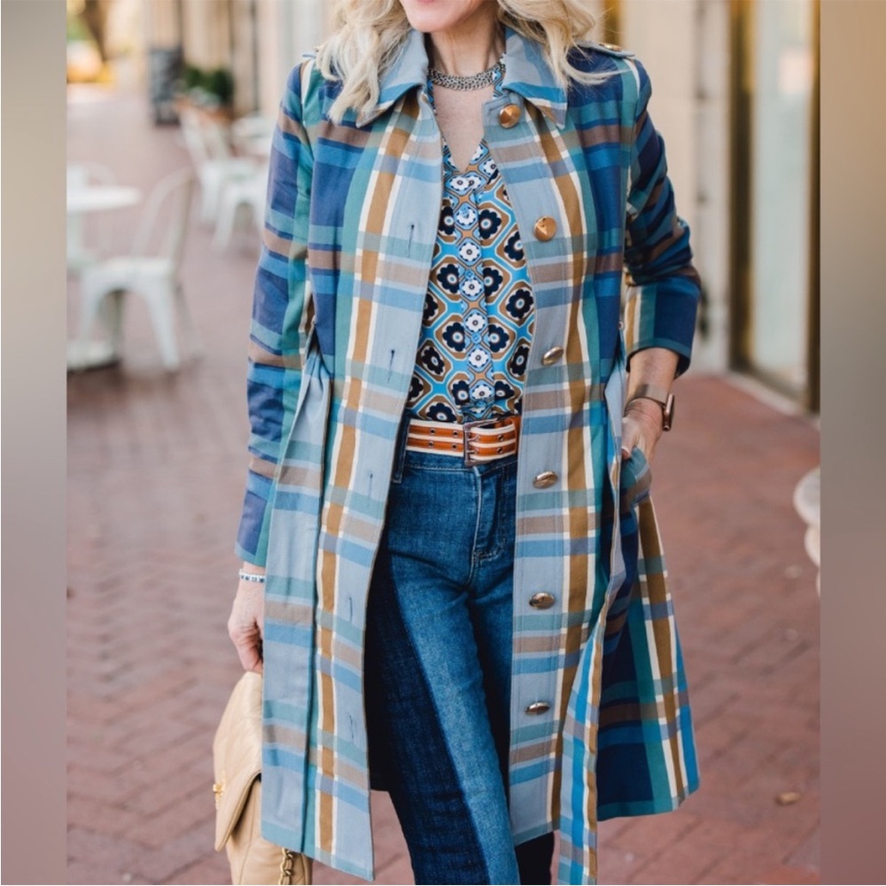 NWOT CABI #6248 blue plaid trench coat size medium new - Picture 5 of 9